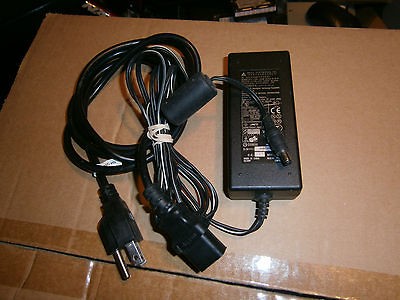 Delta Electronics ADP 40WB 12V 3330mA AC Power Adapter