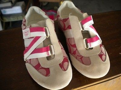 womens authentic coach tennis shoes size 6m