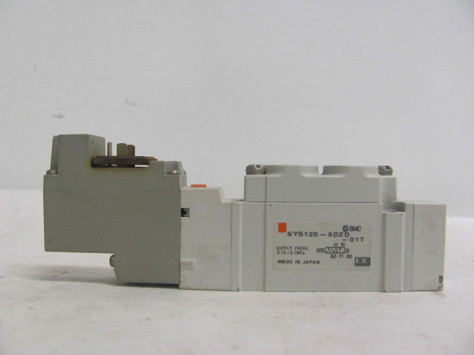 SMC SY5120 3DZD Solenoid Valve Good Condition