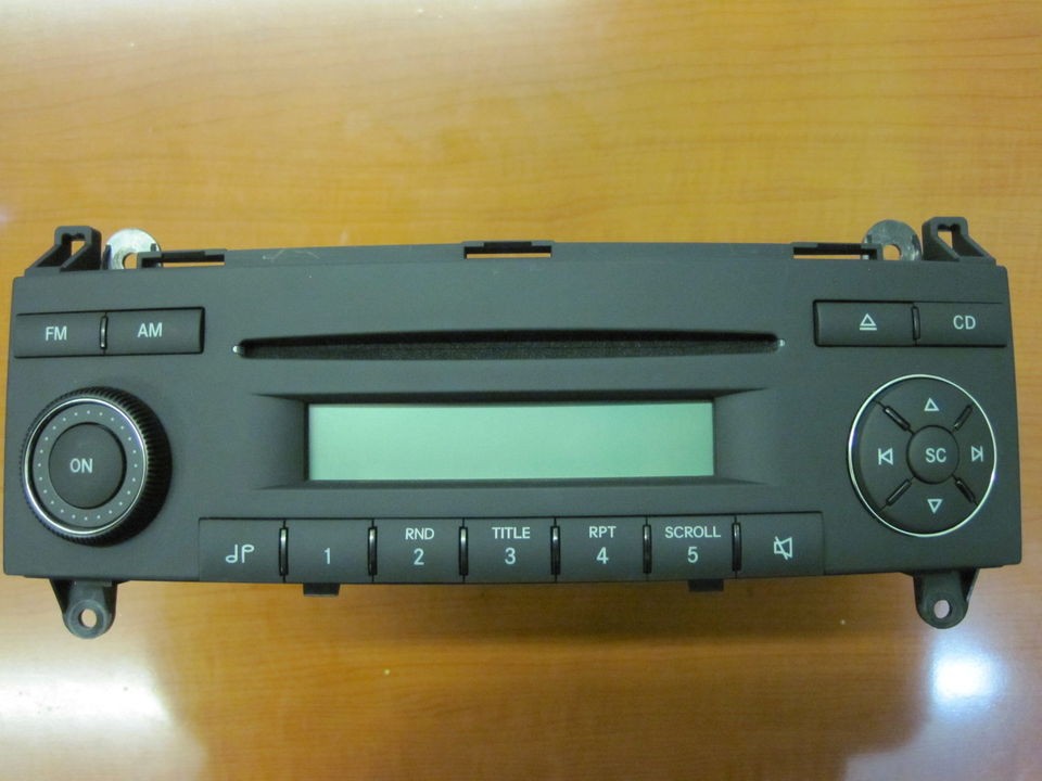 2007 to 2011 Mercedes Sprinter Dodge AM/FM Radio CD Player