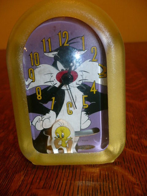 2000 WARNER BROS. SYLVESTER & TWEETY CLOCK