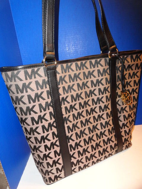 NWT Michael Kors Summer Group Black Beige Leather XL Shopper Tote 