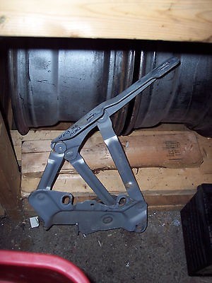 98 Dodge Ram Hood Hinge , VGC , Silver , see below