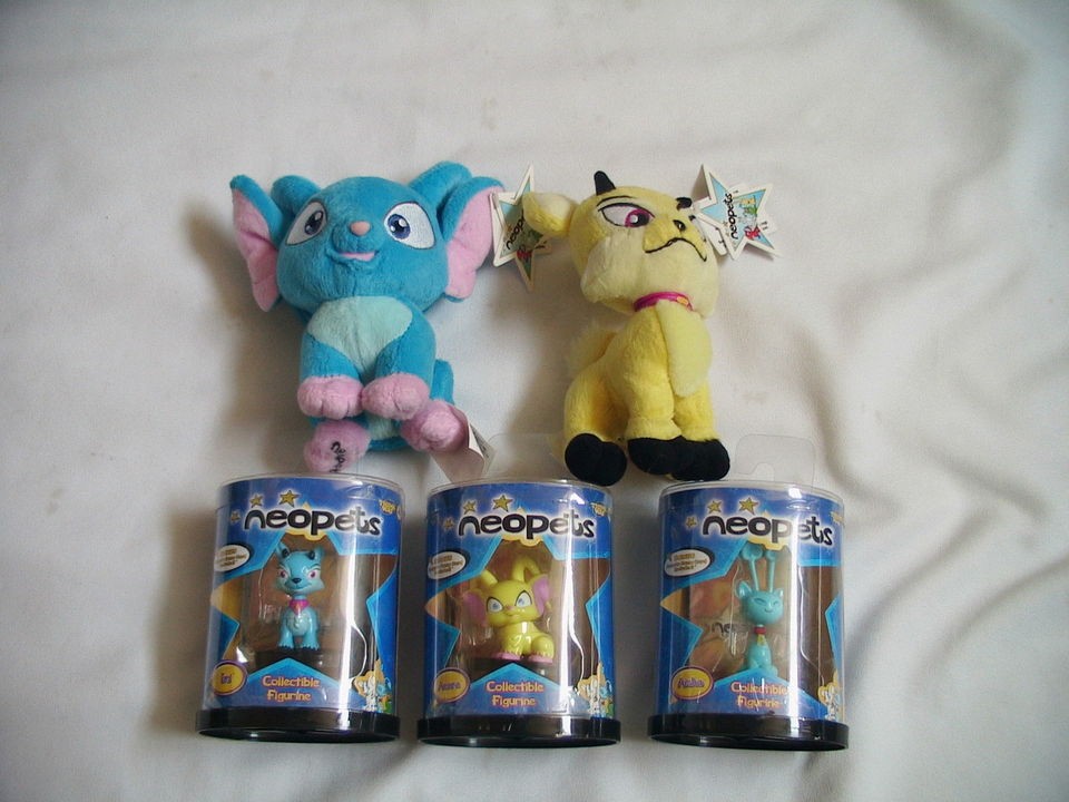 LOT OF 5 NEOPETS FIGURINE & NEOPETS PLUSH ACARA IXI AISHA