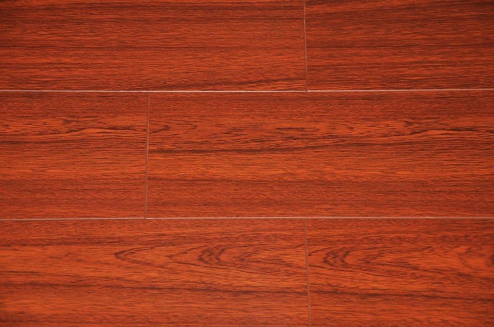 Laminate Wood Flooring in Tile & Flooring