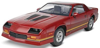 Monogram 1/24 85 Camaro Z 28 plastic model kit NEW 4015