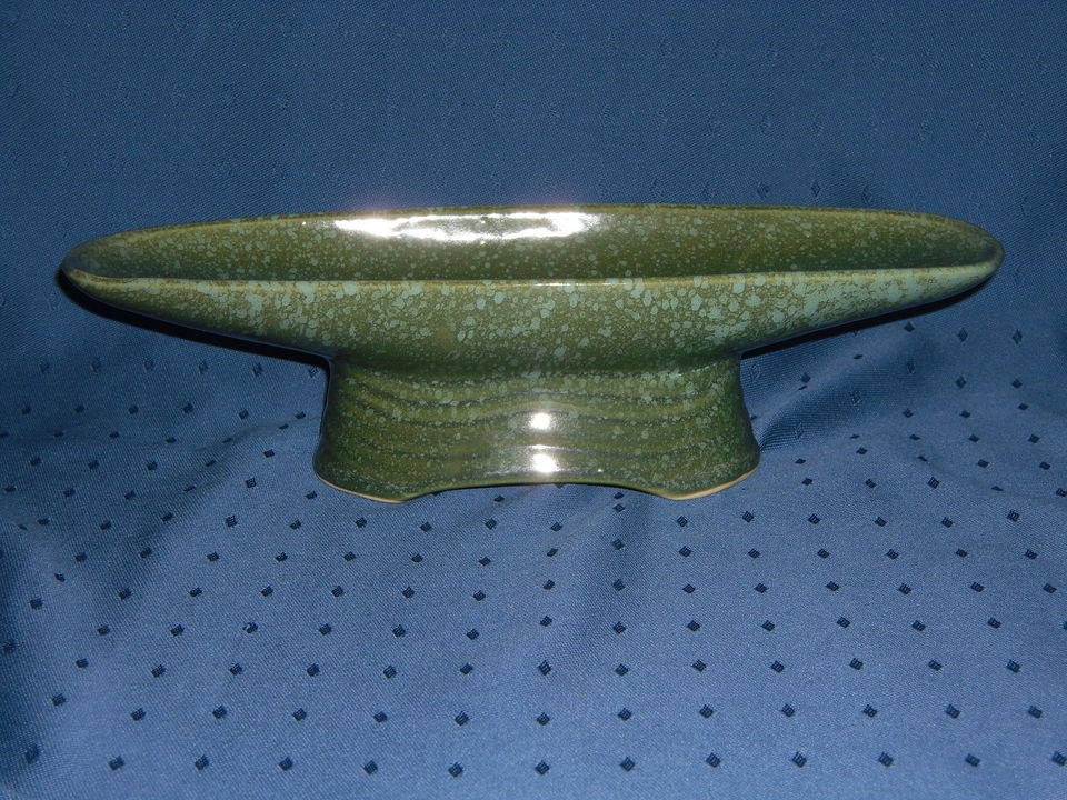 VINTAGE HAEGER GREEN SPLATTER LT GREEN PEDESTAL BANANA BOAT PLANTER