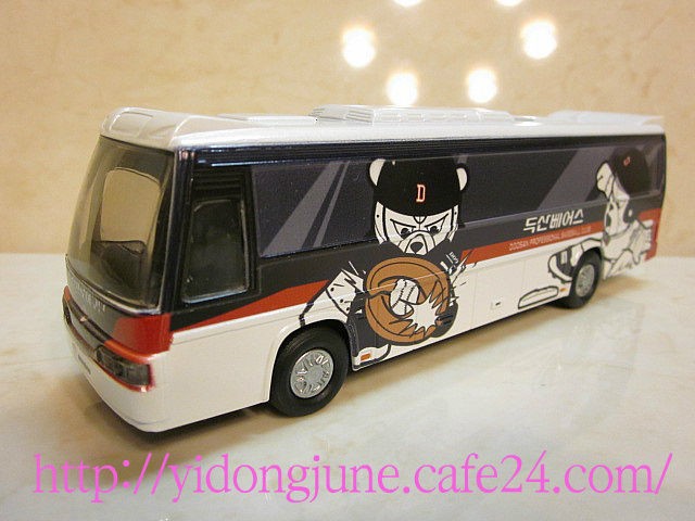 65 KOREA DAEWOO BH120F BUS DOOSAN INFRACORE SCALE MODEL DIECAST 