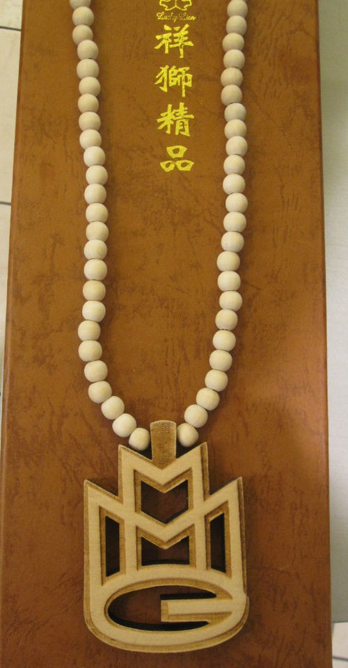 MAYBACH MUSIC GROUP PIECE, TANK, 28 LONG, GOOD WOOD NECKLACE,