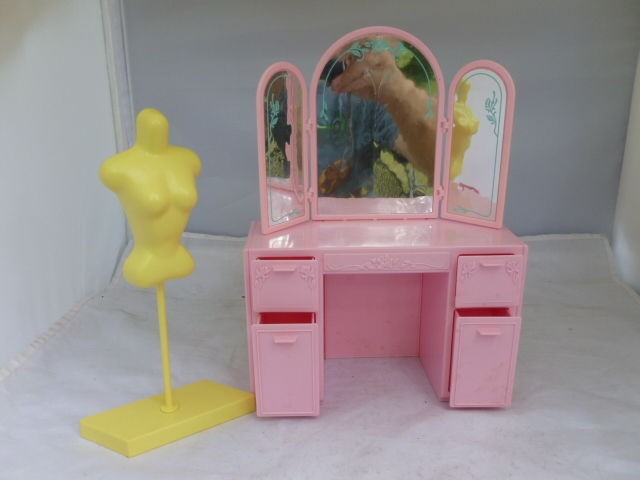 barbie mannequins in Barbie Contemporary (1973 Now)