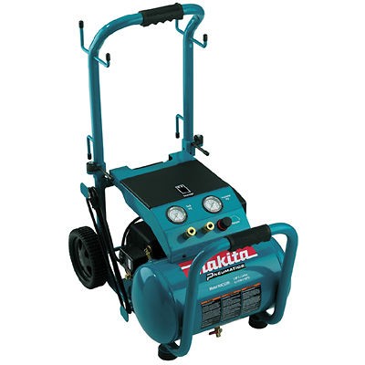 makita compressor in Home & Garden