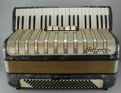 HOHNER CONCERTO IV PIANO ACCORDION