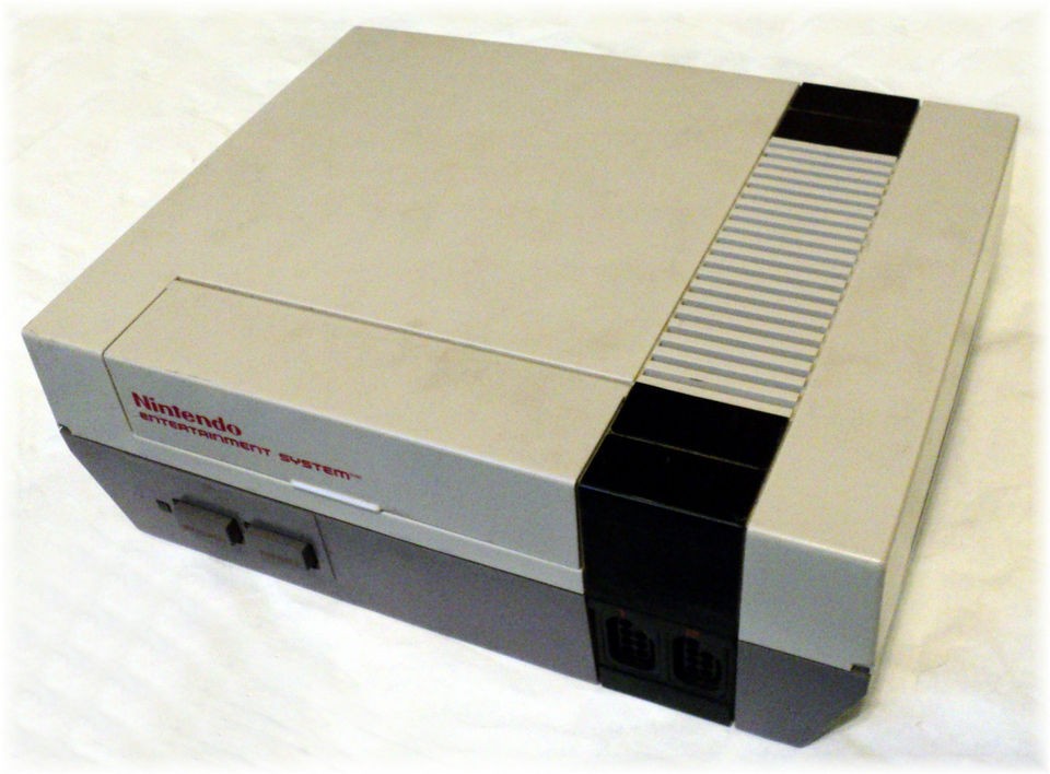 Nintendo Entertainment System NES 001 Video Game Console System (NTSC)