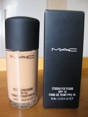 Mac Foundation Studio Fix Fluid Foundation SPF NC20