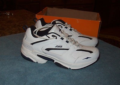 Avia White & Navy Mens Cross Training Athletic Shoes 11.5 New