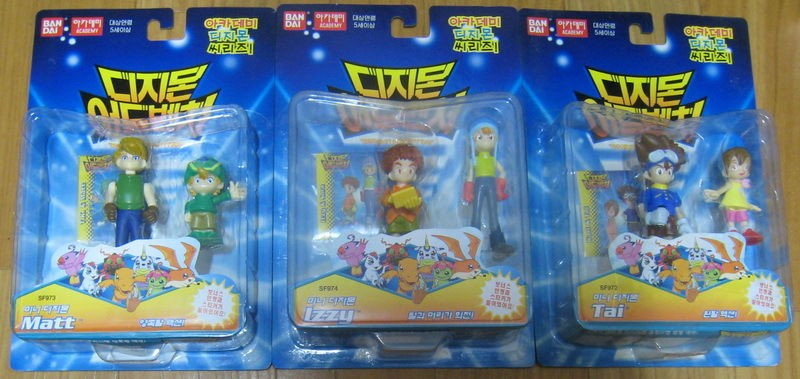 digimon figures in Toys & Hobbies