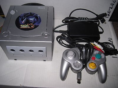 Working Nintendo GAMECUBE Pokemon XD Limited Edition Silver Console W 