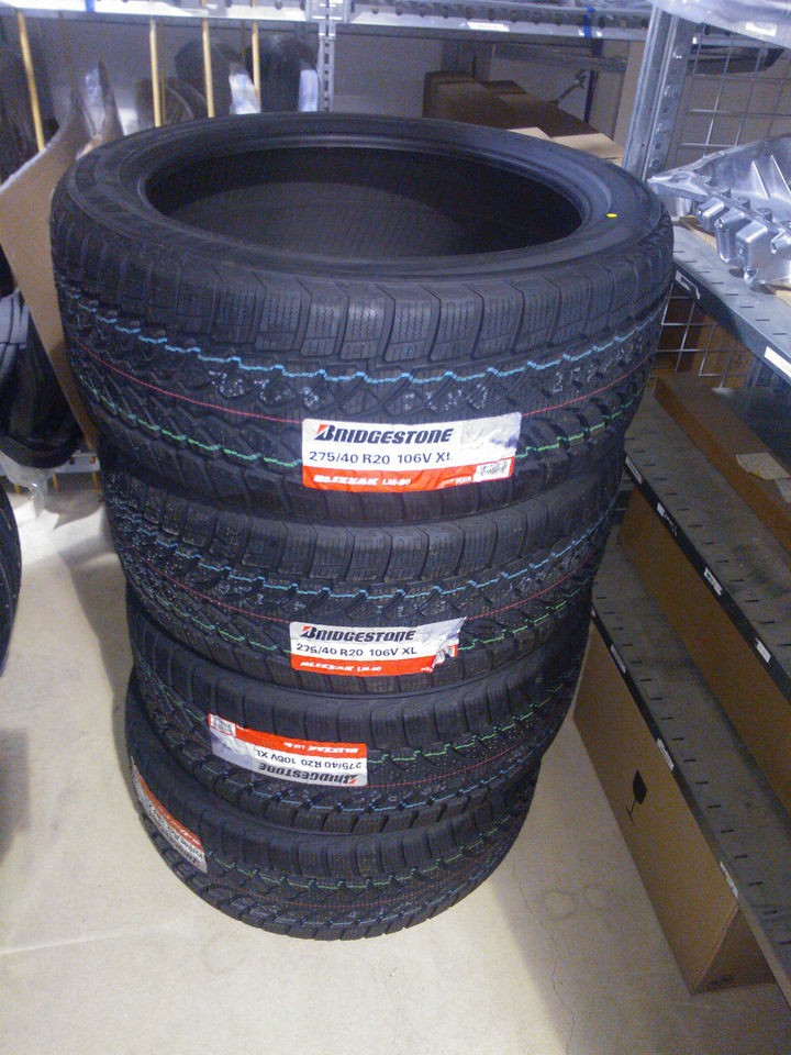 Bridgestone Blizzak Winter Tyres 275/40 R20 106V XL   SET OF 4