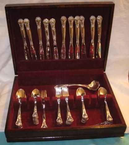   Godinger Silverplate Flatware GRAND MASTER scroll edge in wood chest