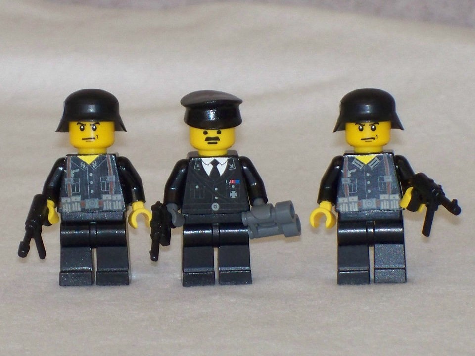 Lego 3 Minifig WW2 Black Uniform German Soldiers set with Weapons