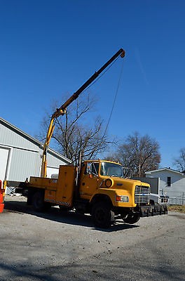 1993 Ford L8000 Crane Service Truck