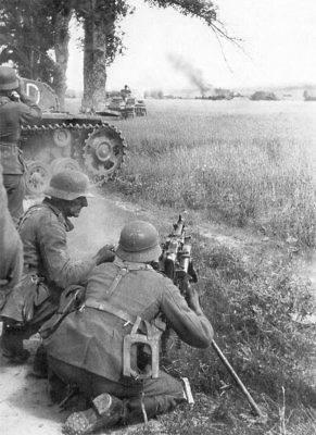 MG34 in Action With Panzers WWII German WW2 MG42