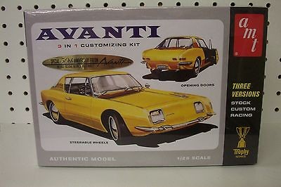 AMT AVANTI 3 IN 1 CUSTOMIZING KIT 1/25 SCALE AMT780/12 50th 