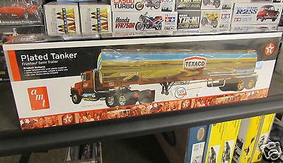 AMT 1/25 Fruehauf Tanker Texaco Truck (Item Number 684)