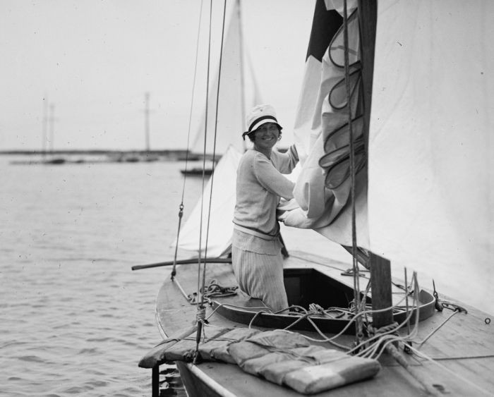 1927 photo Mrs. Norris at Gibson Island, 8/10/27 Vintage Black & White 