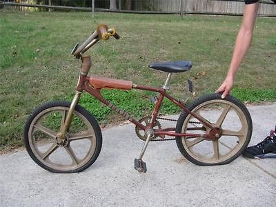   1980 Schwinnn Scramber SX 100 BMX Bike   Skyway Mags   Old School