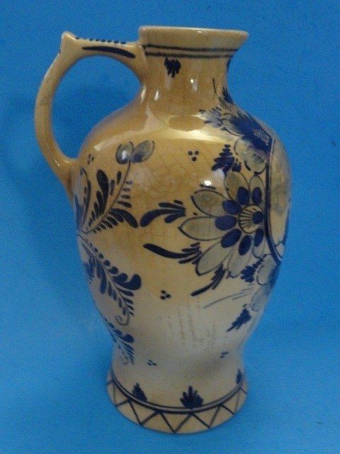 ERVEN LUCAS BOLS DELFT VINTAGE JUG DECANTER