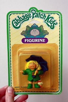 HTF VINTAGE 80S TOYS CABBAGE PATCH KIDS MOC UMBRELLA GIRL FIGURINE 