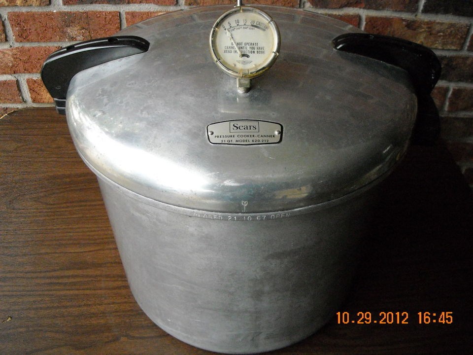 VINTAGE  21 QUART QT. PRESSURE COOKER CANNER WITH RACK