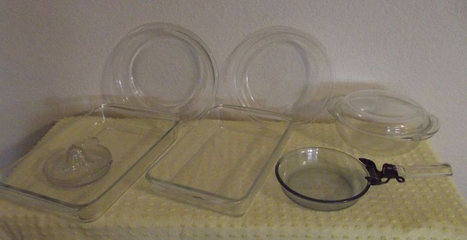   Mixed Lot 8 Pc Clear Juicer Fryer Casseroles Pie Plates VALUE