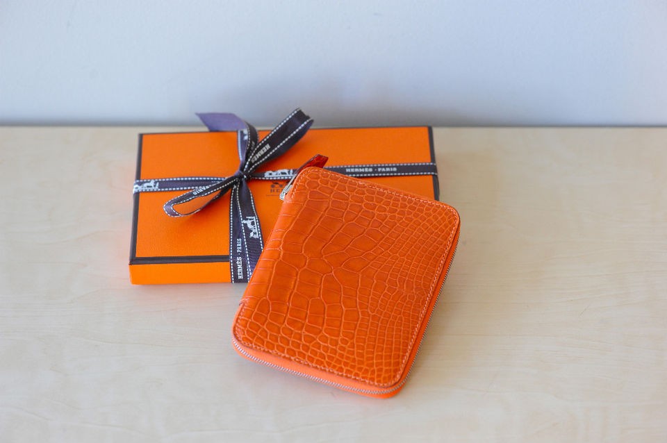 HERMES CROCODILE ALLIGATOR SHINY ORANGE ZIPPER ZIP WALLET AGENDA NEW 