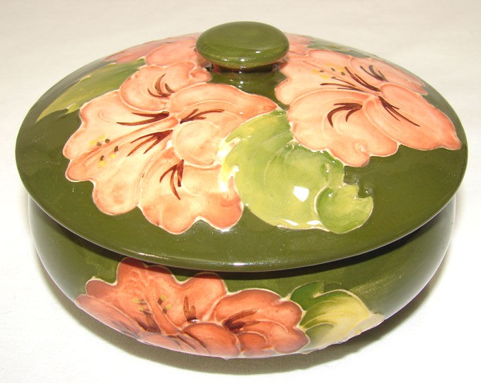 Vintage Moorcroft Pottery HIBISCUS Covered Bowl, Green