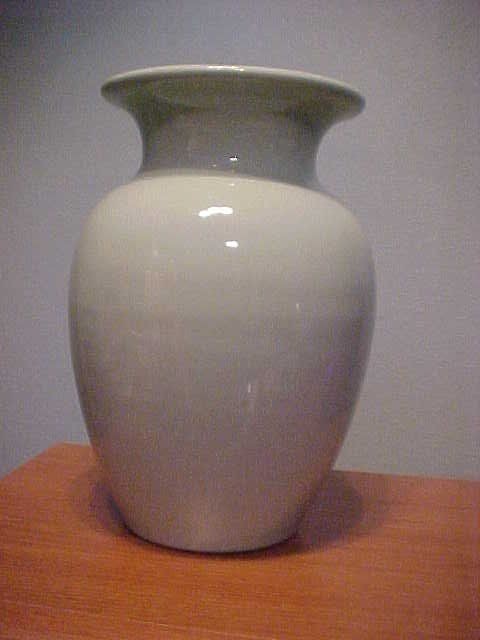 Vintage Mint Green HIMARK of Italy Giftware Vase 8.5