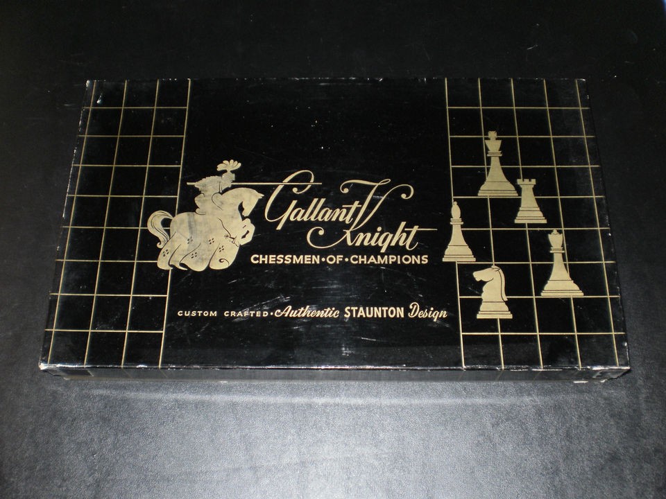 GALLANT KNIGHT CHESSMEN OF CHAMPIONS CHESS SET 1940S