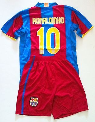 Shirt & Short Boys Ronaldinho Barcelona Jersey Size M   12 New