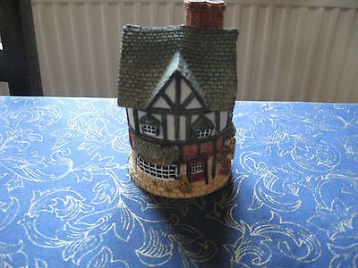   Cottage Ware Country House.Splits Into Two Like A Dolls House
