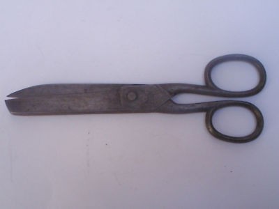 VINTAGE GERMAN SOLINGEN #3 SEWING SCISSOR