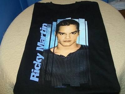 ricky martin t shirts in Clothing, 