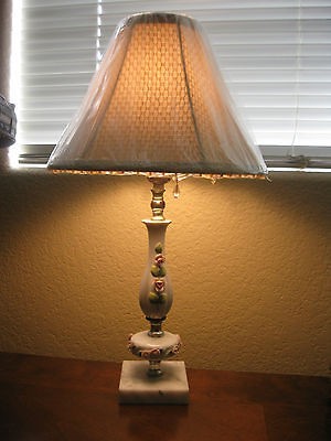 VINTAGE ANTIQUE PORCELAIN TABLE LAMP ROSES MARBLE BASE LINED SHADE