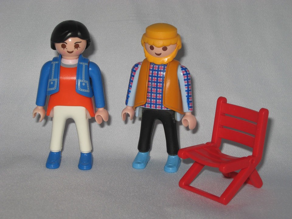 Playmobil Camp Mom Dad Man Woman People Figures