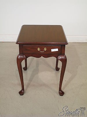 19615 HENKEL HARRIS Cherry Queen Anne 1 Drawer End Table