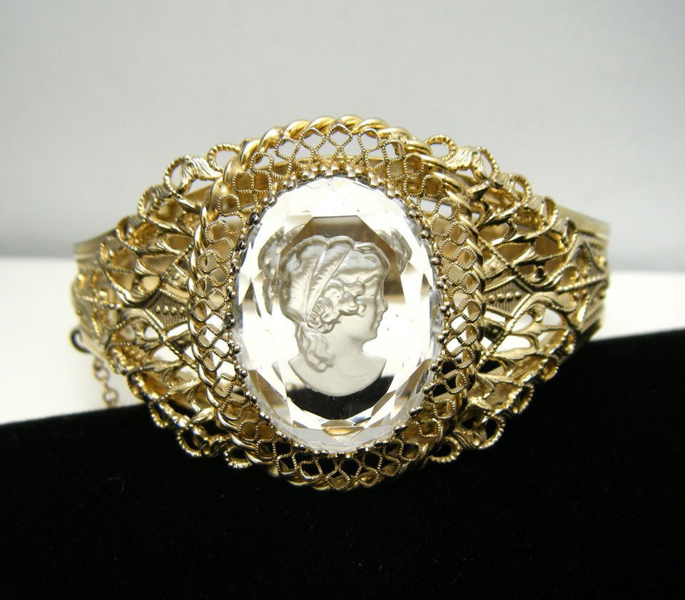 Vintage Signed Whiting Davis Hinged Bracelet Reverse Intaglio Cameo