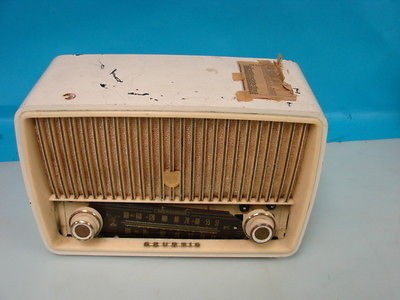 Grundig Majestic 85 Antique Tube Radio International AM/FM Bakelite 