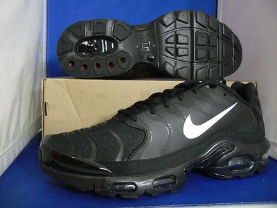 Nike Air Max Plus 1.5 TN Tuned Air SZ 9.5 BLACK WHITE 2011 ( 426882 