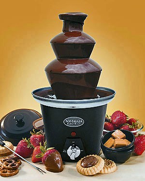 TIER MINI CHOCOLATE FONDUE FOUNTAIN ♦ NOSTALGIA ELECTRICS CFF 965