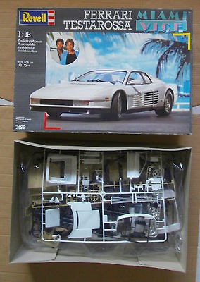 VINTAGE REVELL,FERRARI TESTAROSSA,MIA​MI VICE 1/16 ,Nº7486,1989,M 